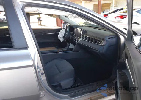 2025 Toyota Camry Le from USA, damaged, VIN 4T1DAACK9SU541461